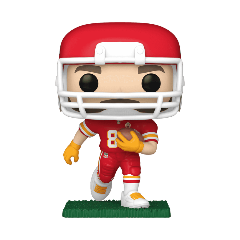 83910_POP_Chiefs_Travis-Kelce_GLAM-WEB-1